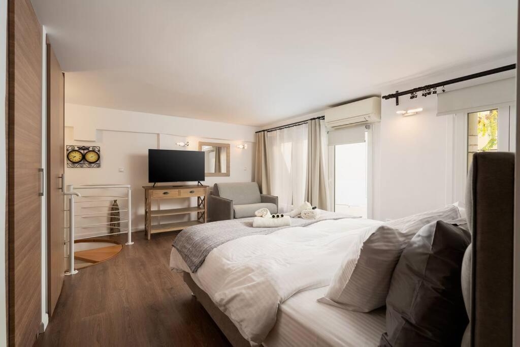 Modern Two Level Apartment In The Heart Of 雅典 外观 照片